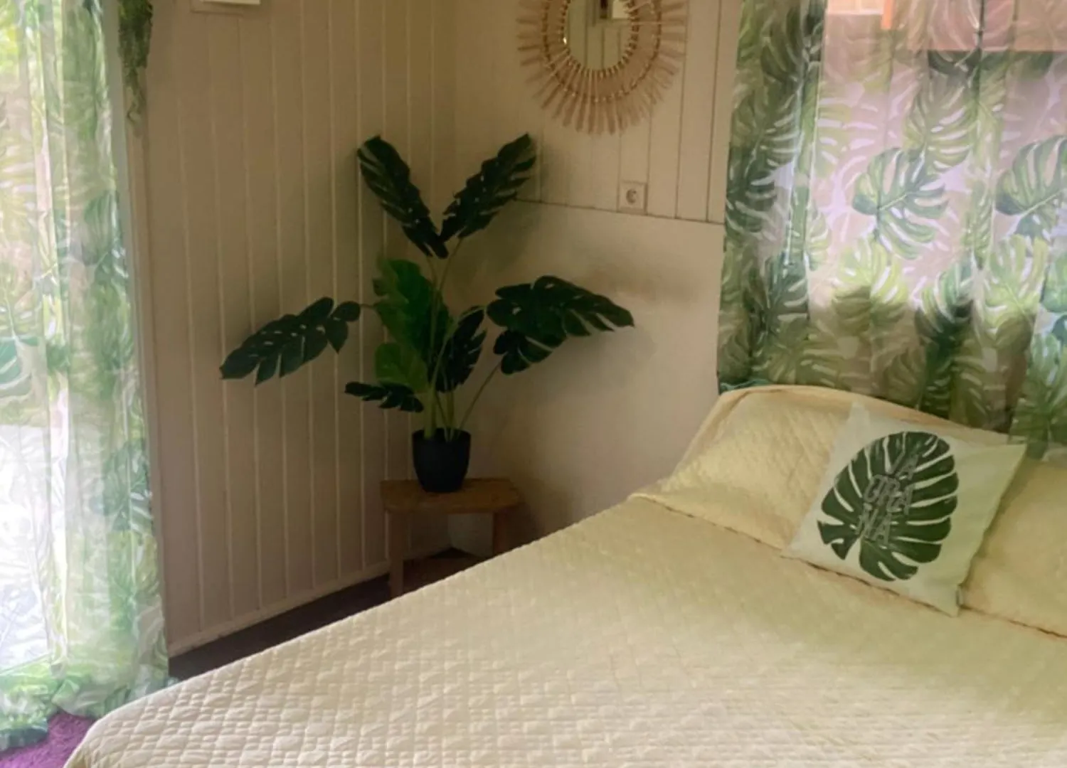 Homestay Mitianu Spoties Lodge Huahine